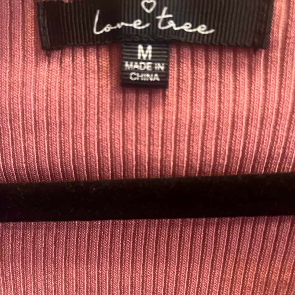 Medium size blushed crop top